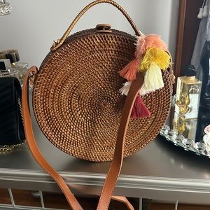 Summer bamboo round bag